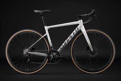 UNIVERSE Performance Road Bike 22-speed - Shimano 105 - VRIDE - Bicycle & Accessories