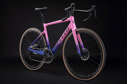 UNIVERSE Performance Road Bike 22-speed - Shimano 105 - VRIDE - Bicycle & Accessories