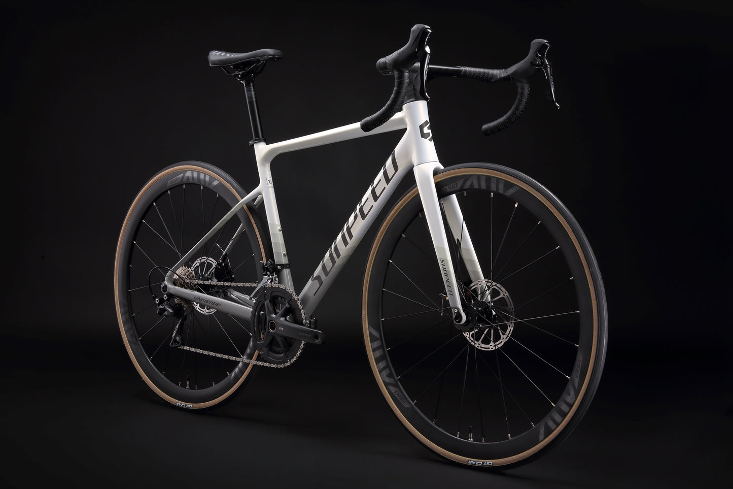 UNIVERSE Performance Road Bike 22-speed - Shimano 105 - VRIDE - Bicycle & Accessories