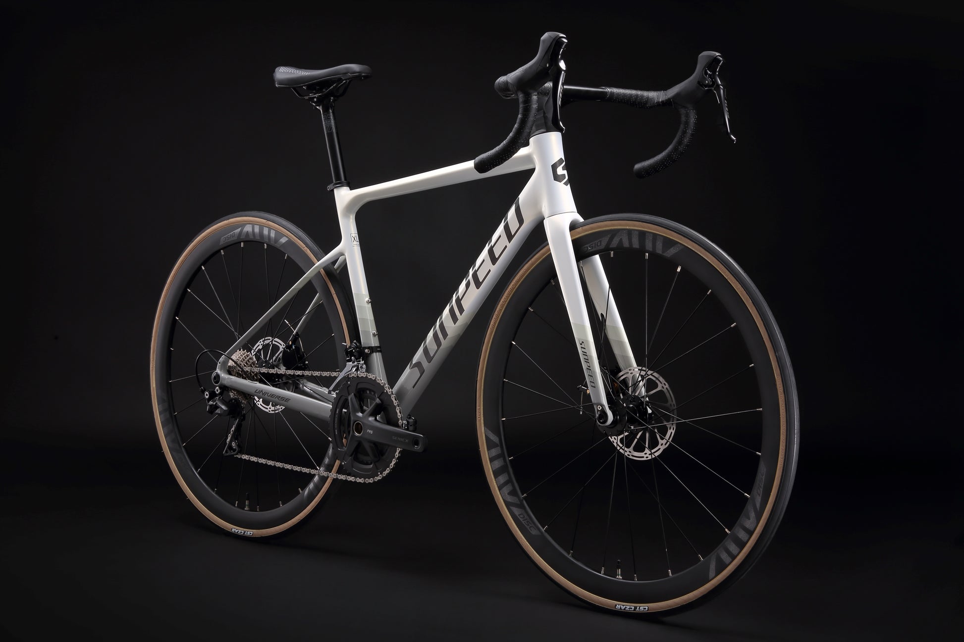 UNIVERSE Performance Road Bike 22-speed - Shimano 105 - VRIDE - Bicycle & Accessories