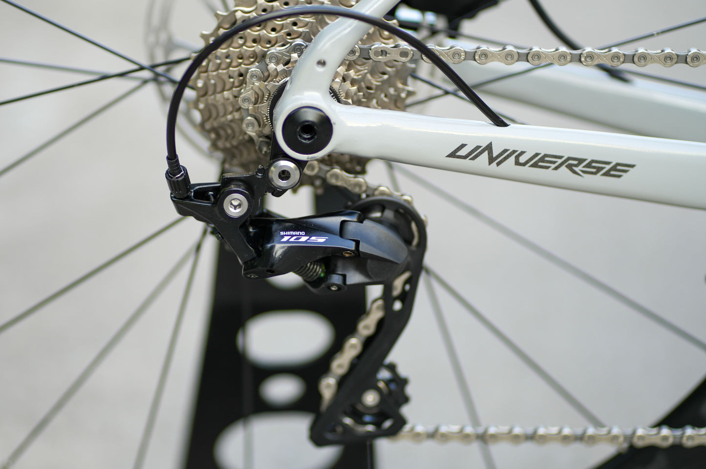 UNIVERSE Performance Road Bike 22-speed - Shimano 105 - VRIDE - Bicycle & Accessories