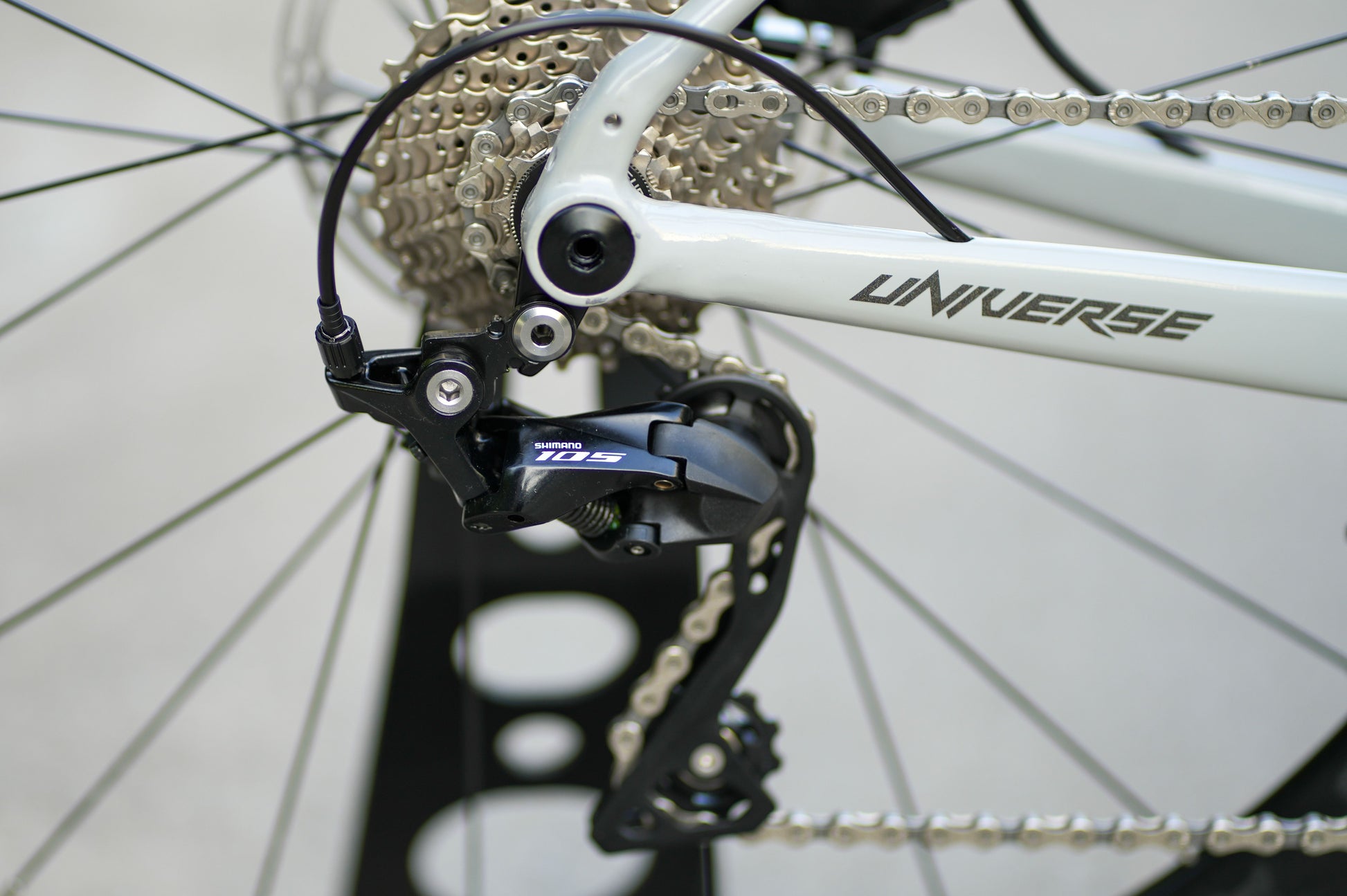 UNIVERSE Performance Road Bike 22-speed - Shimano 105 - VRIDE - Bicycle & Accessories