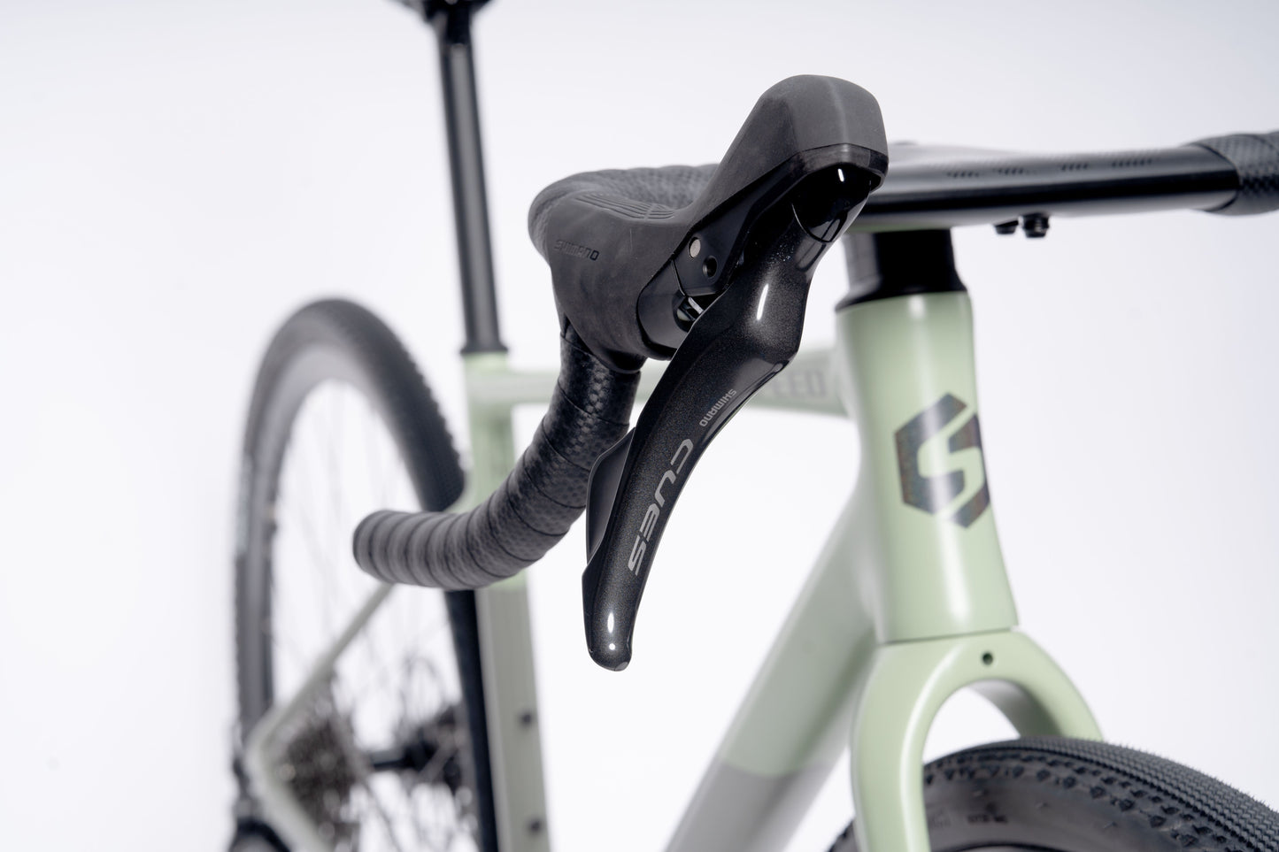 CHARON PRO Gravel Bike - Shimano CUES